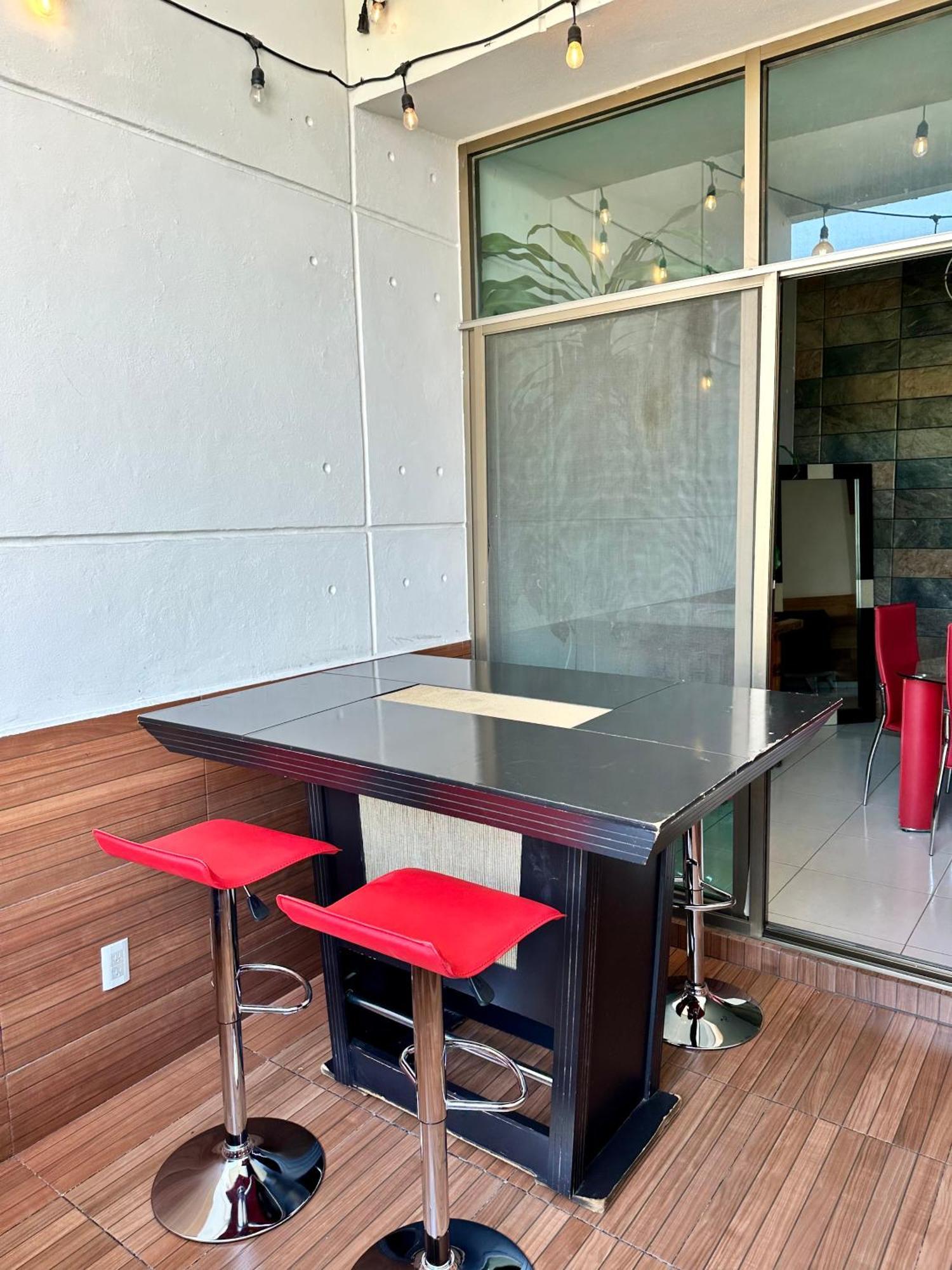 Loft Arte Y Diseno, Terraza, Asador, 3 Pantallas "Cuernavaca Somos El Unico Airbn Que Te Ofrece 2 Exclusivos Jacuzzis Profesionales Con Agua Caliente Y Sistema De Hidromasaje, Tipo Spa" Fraccionamiento Vigilancia 24 Horasアパートメント エクステリア 写真