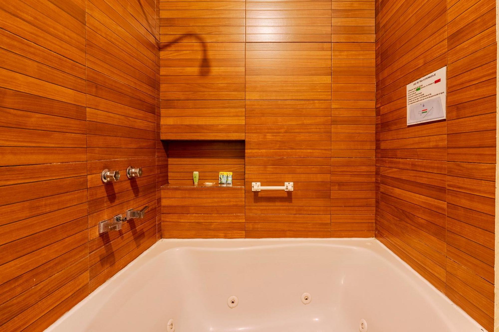 Loft Arte Y Diseno Alberca Climatizada, Amenidades Y Lujo, Terraza Privada Con Asador De Carbon, Cuernavaca Somos Los Unicos Que Te Ofrecemos Para Tu Uso Personal Y Exclusivo 2 Jacuzzis Con Agua Caliente Y Sistema De Hidromasaje Tipo Spa エクステリア 写真