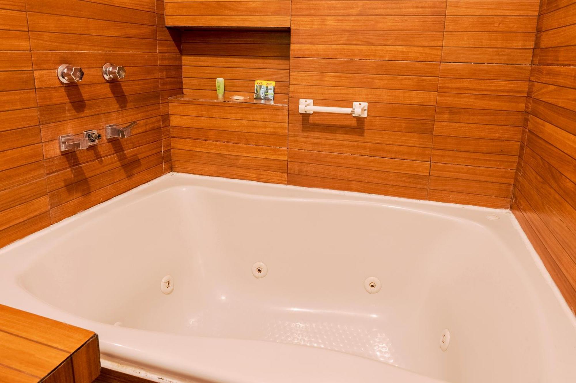 Loft Arte Y Diseno Alberca Climatizada, Amenidades Y Lujo, Terraza Privada Con Asador De Carbon, Cuernavaca Somos Los Unicos Que Te Ofrecemos Para Tu Uso Personal Y Exclusivo 2 Jacuzzis Con Agua Caliente Y Sistema De Hidromasaje Tipo Spa エクステリア 写真