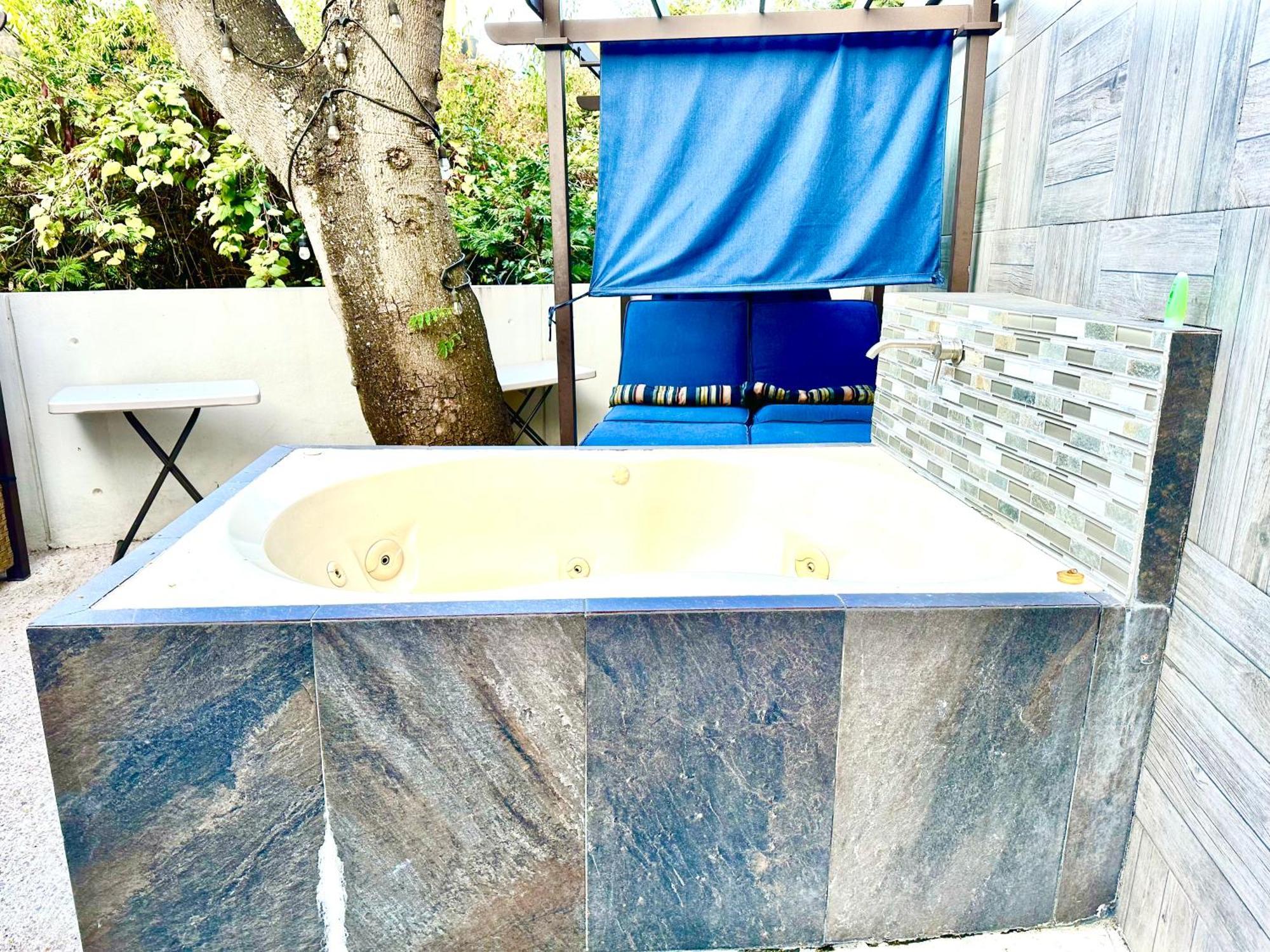 Loft Arte Y Diseno Alberca Climatizada, Amenidades Y Lujo, Terraza Privada Con Asador De Carbon, Cuernavaca Somos Los Unicos Que Te Ofrecemos Para Tu Uso Personal Y Exclusivo 2 Jacuzzis Con Agua Caliente Y Sistema De Hidromasaje Tipo Spa エクステリア 写真